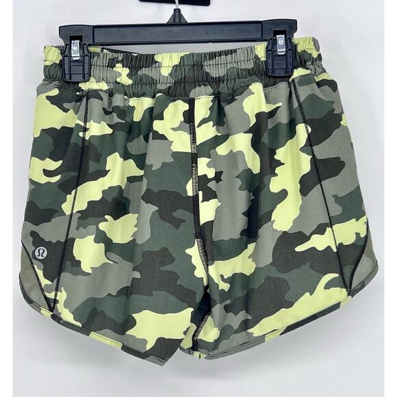 Lululemon Shorts Women Sz 4 Tall Hotty Hot Short II Camo Green Gym Workout Run - Picture 6 of 11